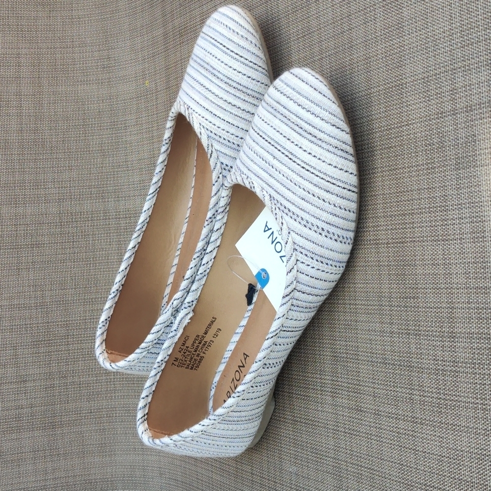 Arizona Macy ShoesMulticolor, Size 7M,6M Women's New without box. - Picture 5 of 7